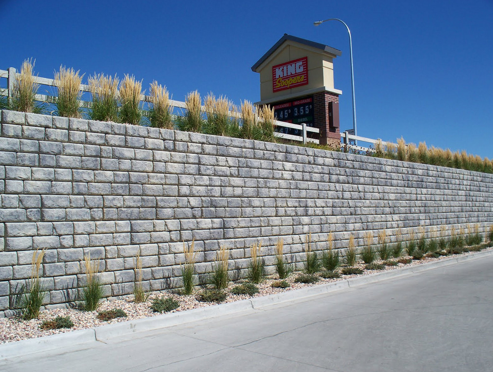this is a picture of retaining wall in Moreno Valley, CA